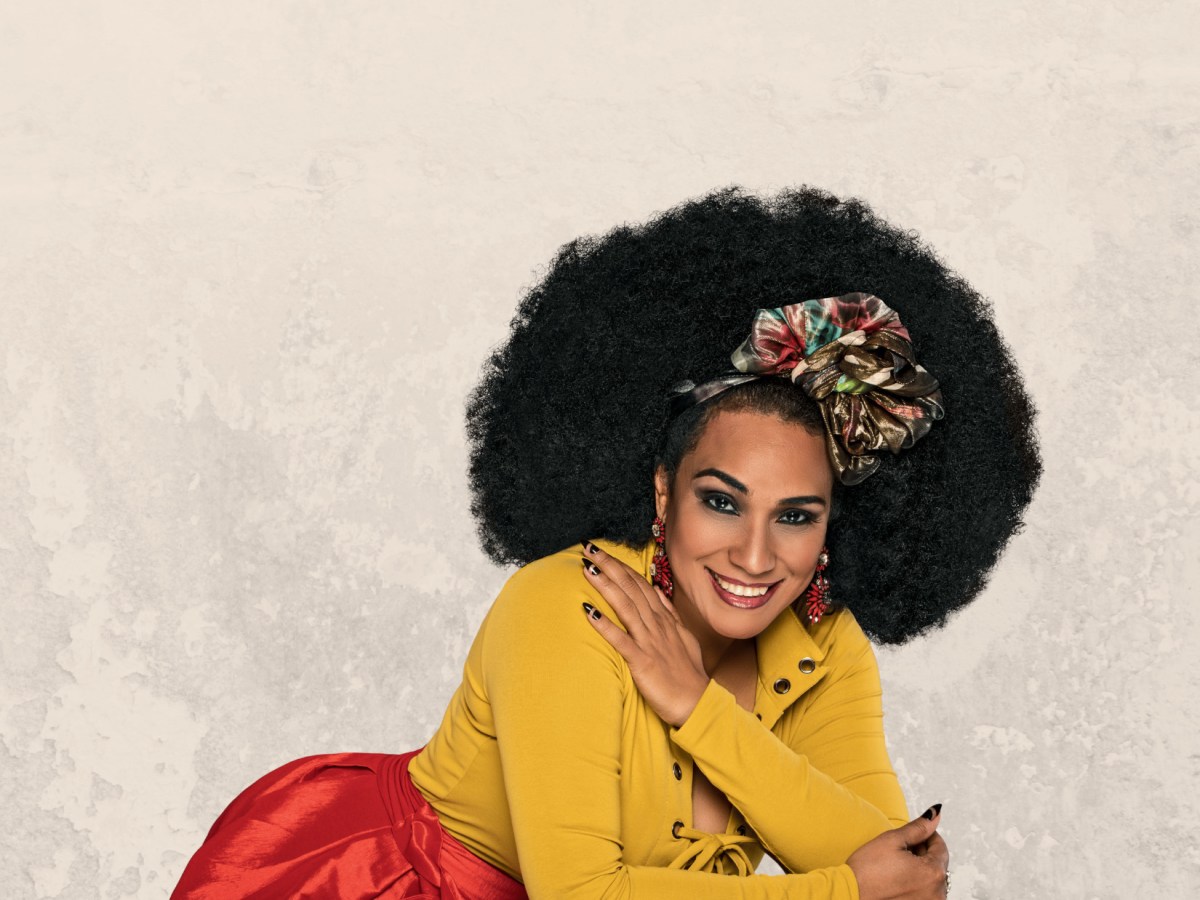 Aymée Nuviola Celebrates Tradition with the Release of the Music Video «Se Bailaba&nbsp;Esto»