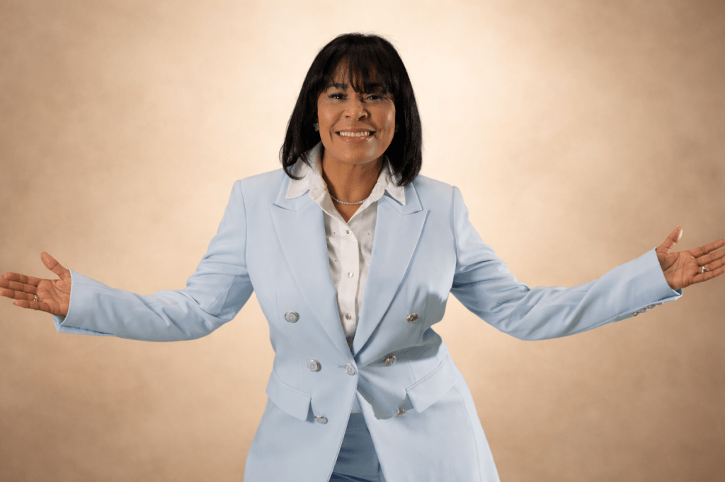 Marleni reafirma su consagración con «La Luz de mis Días», su segundo álbum de&nbsp;estudio